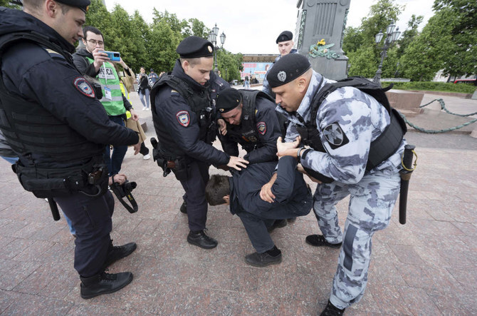 Russia sentences soldiers who massacred Ukraine family to life in prison